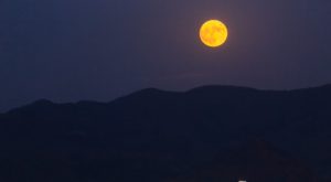 夜空の『月』を表す美しい言葉・古語 一覧 113種類 - 読み方・意味付き